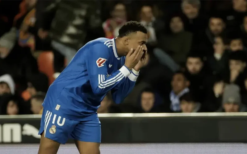 رصد 10 هتافات مهينة لريال مدريد وأربيلوا ومبابي أمام فالنسيا